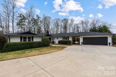 809 Creek Bluff Rd, Rock Hill, SC 29732
