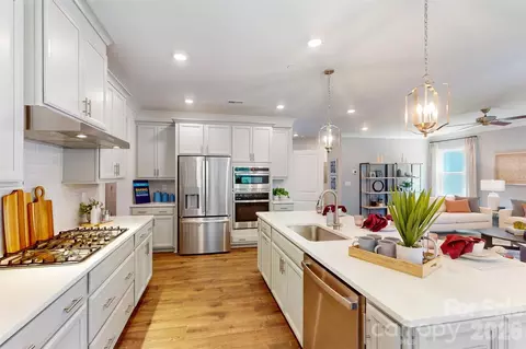 Kitchen - 492 Creevy Nw Dr NW, Concord, NC 28027 photo 3 of 4
