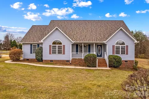 1082 Kingsway Dr, Salisbury, NC 28146