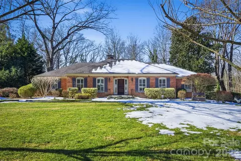 136 Mimosa Hills Dr, Morganton, NC 28655