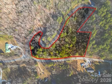 Fox Den 35, Brevard, NC 28712