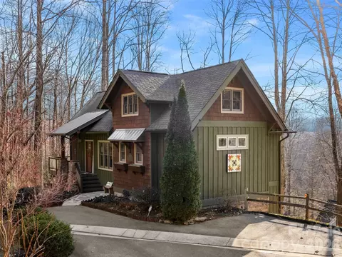 262 Sweet Birch Dr, Maggie Valley, NC 28751