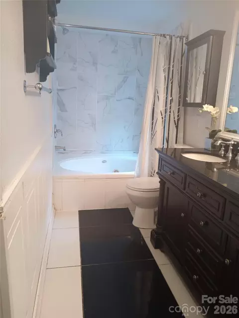 Bath - 746 Sinclair Dr, Monroe, NC 28112 photo 1 of 2