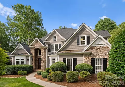 4218 Ash Hollow Ln, Denver, NC 28037