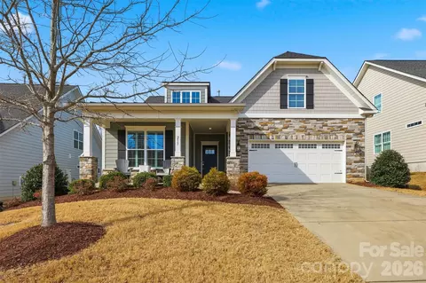 213 Conservancy Dr, Belmont, NC 28012