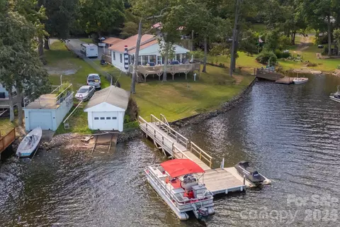 309 Shoreline Dr, Lexington, NC 27292