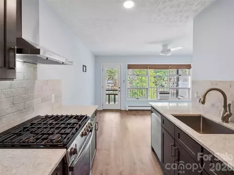 Kitchen - 130 Old Mill 223 Rd #223, Flat Rock, NC 28731 photo 3 of 3