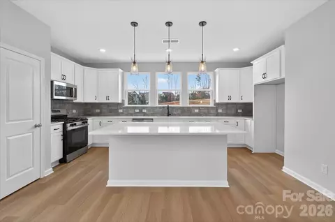 212 Ferebee Brx0085 Pl #BRX0085, Charlotte, NC 28213