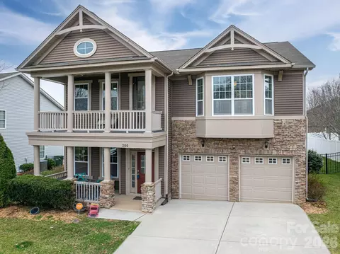 300 Tall Wheat Ln, Mount Holly, NC 28120