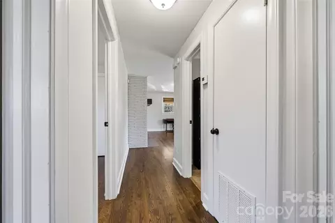 Entry Way - 718 2nd Ne Ave NE, Conover, NC 28613 photo 2 of 2