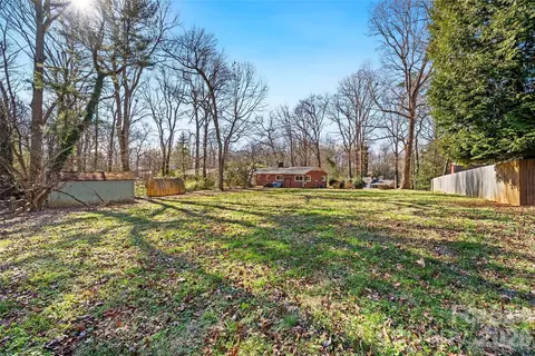 Exterior - 718 2nd Ne Ave NE, Conover, NC 28613 photo 7 of 7
