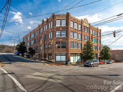 100 Coxe 408 Ave #408, Asheville, NC 28801