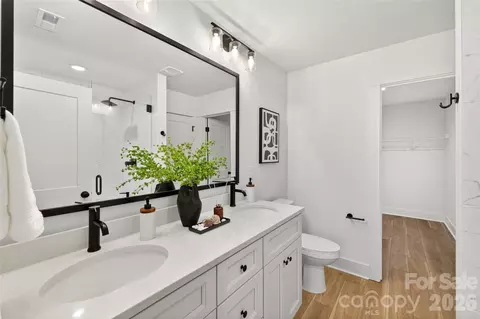 Bath - 3388 Brackhill St, Davidson, NC 28036 photo 2 of 2
