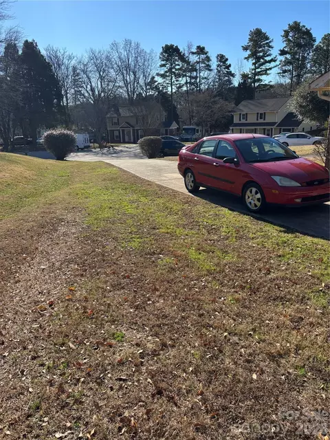 Exterior - 7 Post Oak Pl, Salisbury, NC 28147 photo 3 of 4