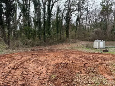 Reid Avenue, Charlotte, NC 28208