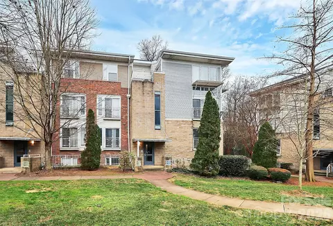 3805 Picasso Ct, Charlotte, NC 28205