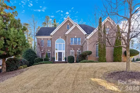 16532 Flintrock Falls Ln, Charlotte, NC 28278