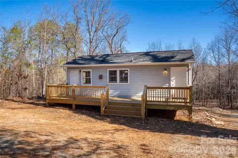 Exterior - 96 Jackson Street Ext, Tryon, NC 28782 photo 3 of 4