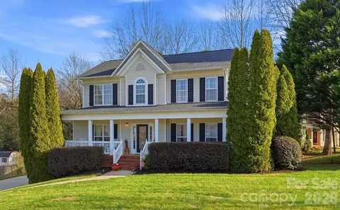 2712 25th Ne St NE, Hickory, NC 28601