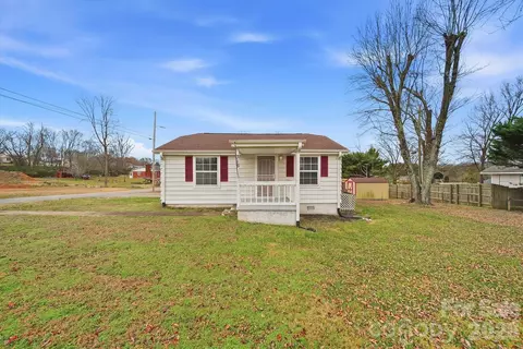 316 23rd Nw St NW, Hickory, NC 28601