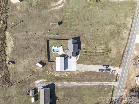 View/Area - 2268 Westbrook Rd, Edgemoor, SC 29712 photo 1 of 5