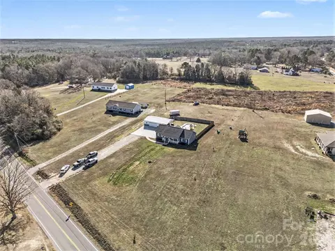 View/Area - 2268 Westbrook Rd, Edgemoor, SC 29712 photo 2 of 5