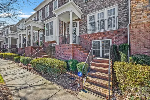 1114 Drayton Ct, Fort Mill, SC 29708 photo 2