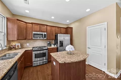 1114 Drayton Ct, Fort Mill, SC 29708 photo 17
