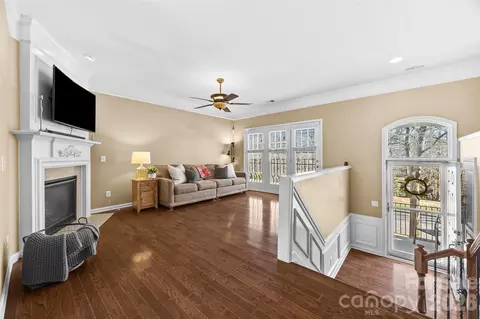 1114 Drayton Ct, Fort Mill, SC 29708 photo 9