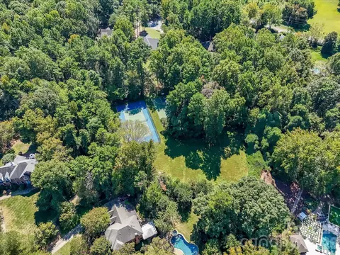 View/Area - 13446 Scanlan Way, Davidson, NC 28036 photo 3 of 9