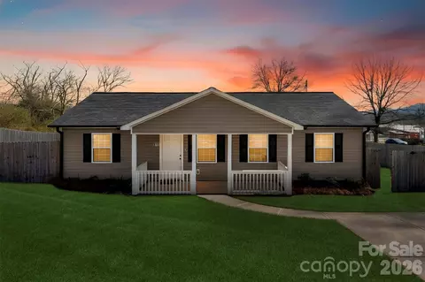 810 4th St, Kings Mountain, NC 28086