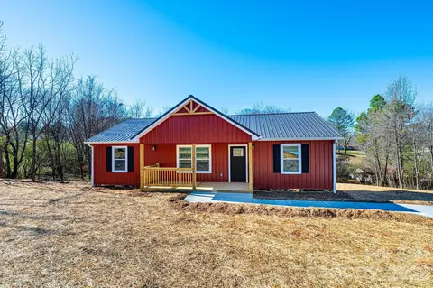 2732 Cotton Mill St, Connelly Springs, NC 28612