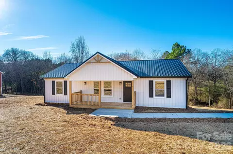 2724 Cotton Mill St, Connelly Springs, NC 28612