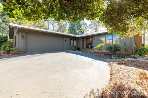 47 Heritage Dr, Clover, SC 29710