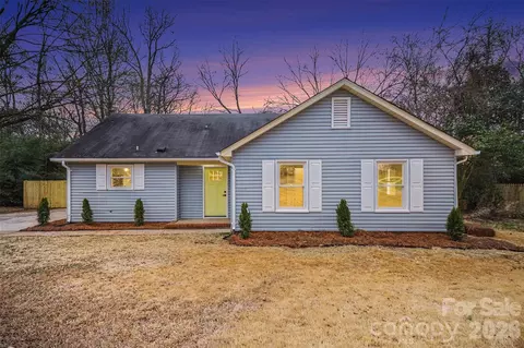 9606 Heartwood Ln, Mint Hill, NC 28227