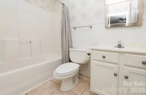Bath - 113 9th S Ave S # B, Surfside Beach, SC 29575 photo 1 of 5