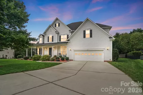 796 Cedarwood Ct, Stanley, NC 28164