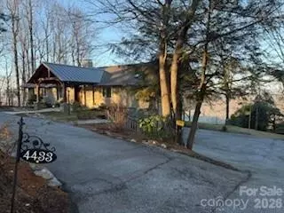 4433 Laurel Park Hwy, Hendersonville, NC 28739