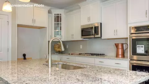 Kitchen - 3003 Eclipse Ct, Indian Trail, NC 28079 photo 5 of 7