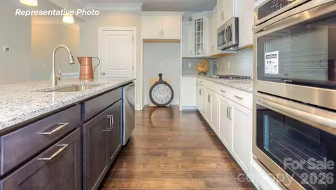 Kitchen - 3003 Eclipse Ct, Indian Trail, NC 28079 photo 3 of 7