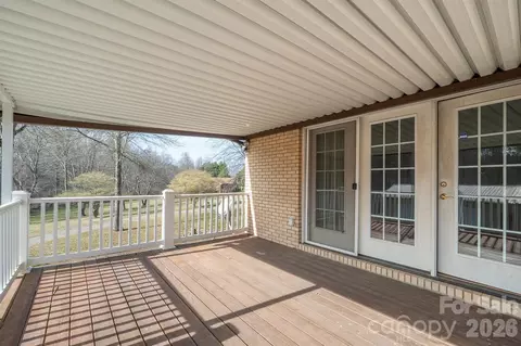 Exterior - 2153 S Fork Dr, Morganton, NC 28655 photo 4 of 9