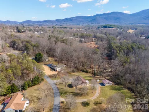 View/Area - 2153 S Fork Dr, Morganton, NC 28655 photo 3 of 4