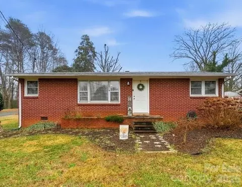1519 N Frye Ave, Newton, NC 28658