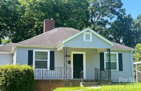 2405 Greenland Ave, Charlotte, NC 28208