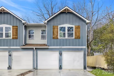 109 N Smallwood Pl, Charlotte, NC 28216