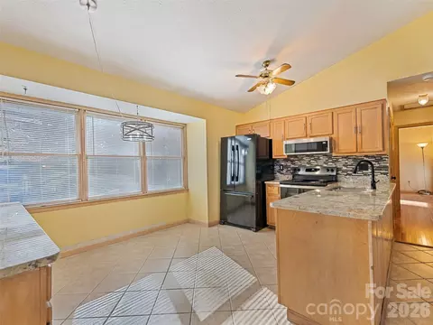 259 Hemlock Loop, Maggie Valley, NC 28751 photo 12