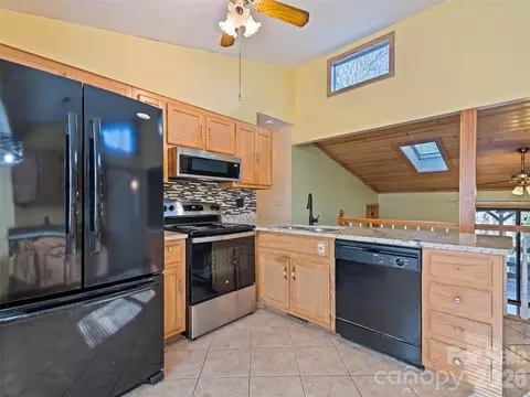 259 Hemlock Loop, Maggie Valley, NC 28751 photo 16