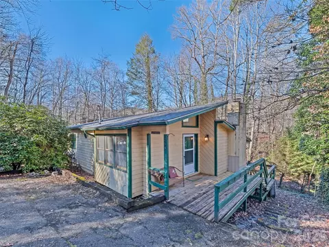 259 Hemlock Loop, Maggie Valley, NC 28751 photo 3