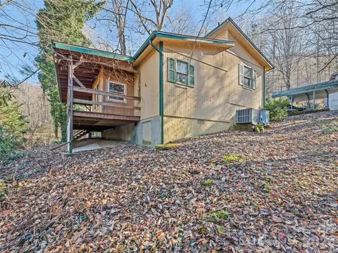 259 Hemlock Loop, Maggie Valley, NC 28751 photo 6