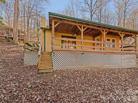 259 Hemlock Loop, Maggie Valley, NC 28751 photo 5